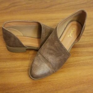 Qupid Tuxedo Cut Out Shoes